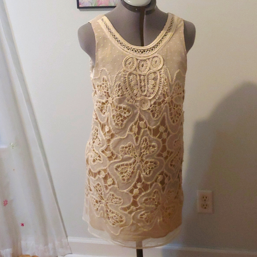 Corey lynn calter beige crochet lace knit shift dress sz 4 pre owned